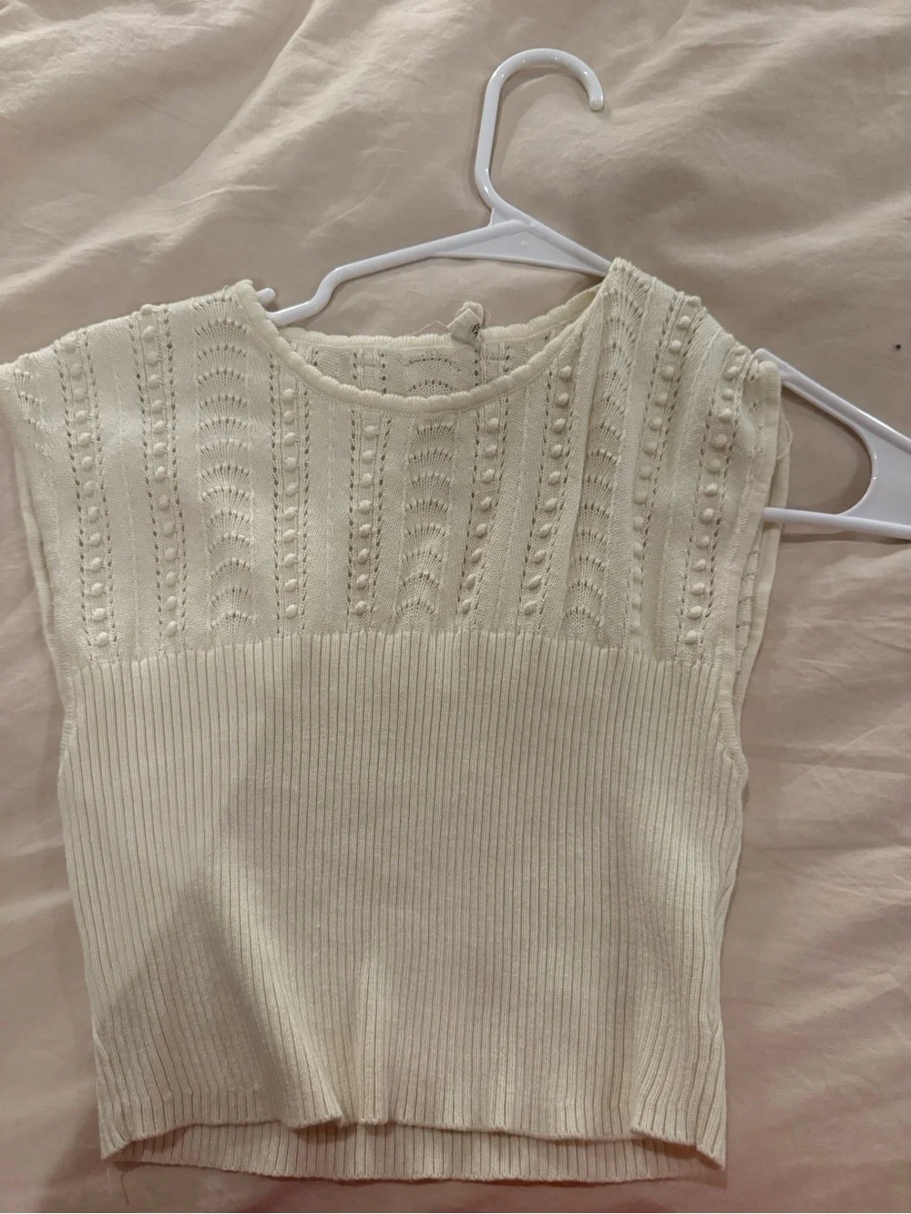 Free people cream knit cropped tank size small